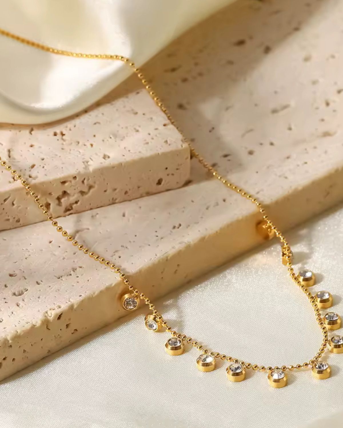 COLLAR NÚA